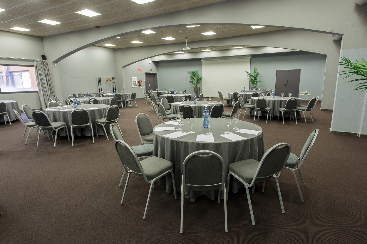 004_alta_montanyahotel Sala Osona.jpg